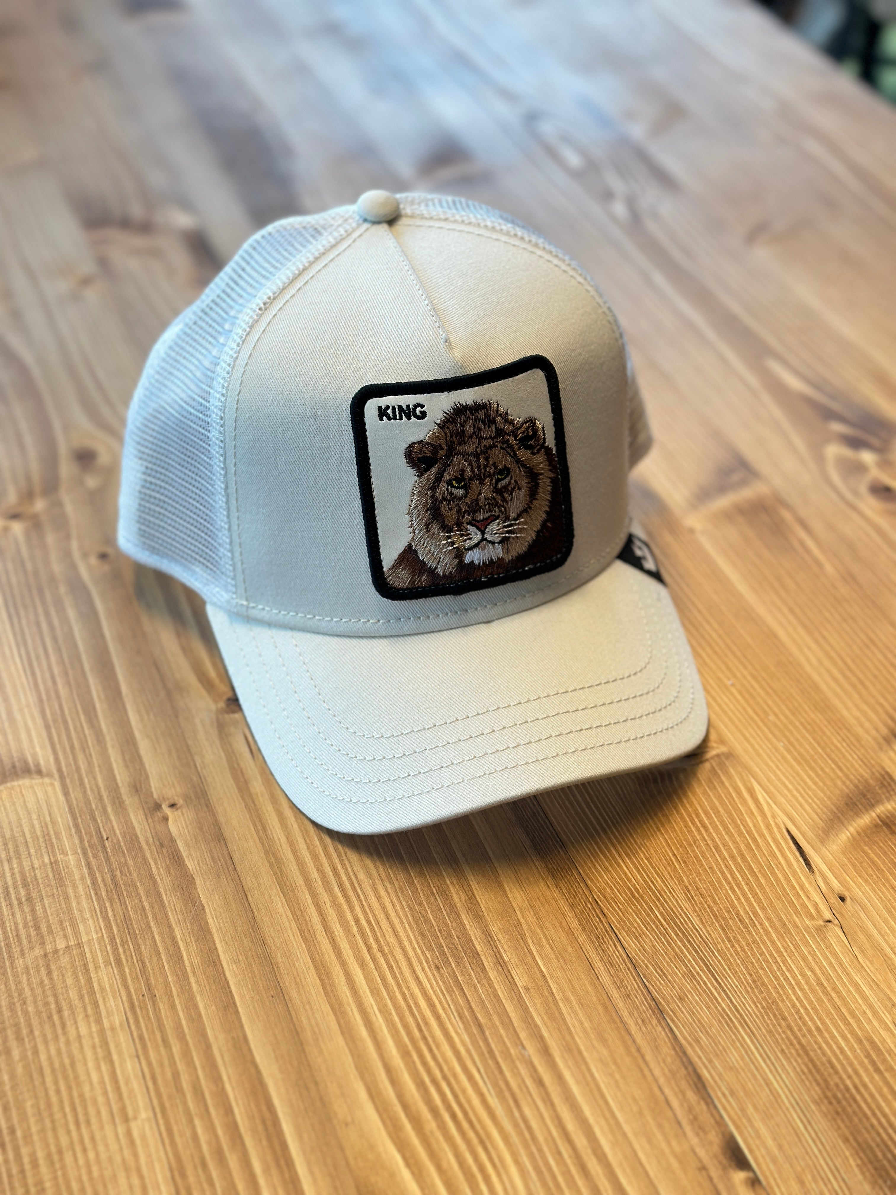 TRUCKER CAP THE LION KING GOORIN BROS BIANCO