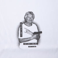 T-SHIRT STATE OF MIND GRANNY GUN BIANCO